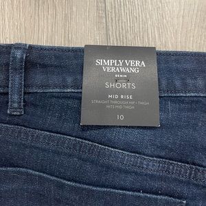 NWT SIMPLY VERA WANG MID RISE SHORTS